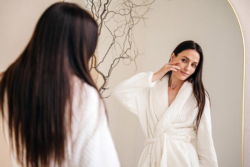 Am I a Candidate for a Facelift in Vancouver?